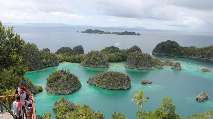 Wisata Pulau Kofiau